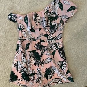 One shoulder romper